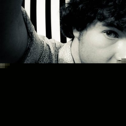 Justin Lowe Photo 10