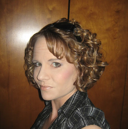 Teresa Wright Photo 17