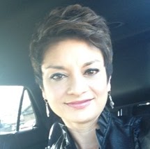 Lori Bennett Photo 27