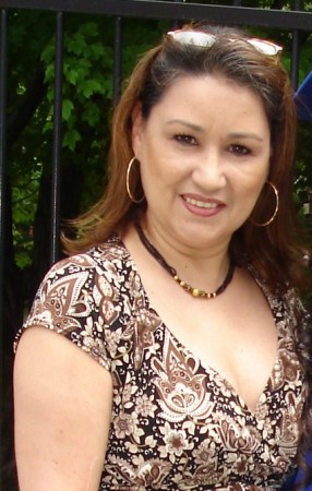Evelyn Santiago Photo 4