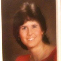 Suzanne Osborne Photo 31