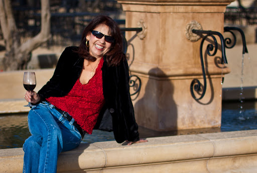 Yolanda Clark Photo 36
