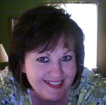 Lisa Griggs Photo 12