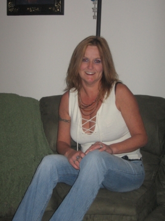 Lori Goodwin Photo 11
