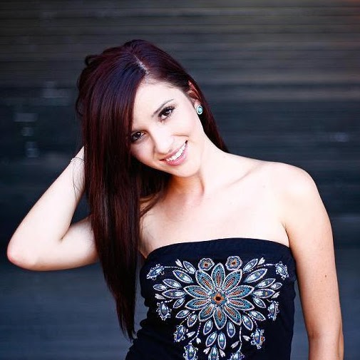 Esther Mitchell Photo 9