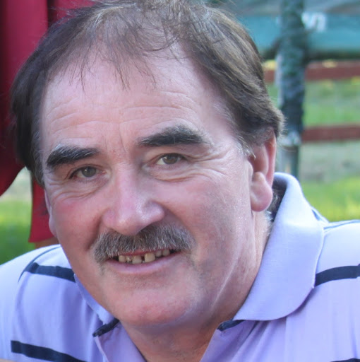 Peter Farrell Photo 27