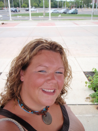Cassandra Farrar Photo 4