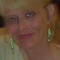 Lori Wylie Photo 16