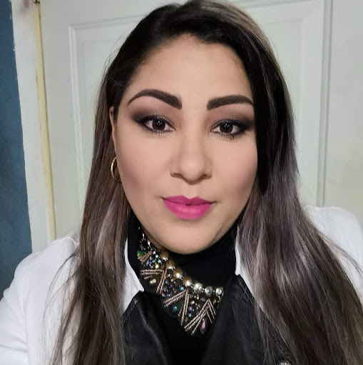 Norma Salinas Photo 19