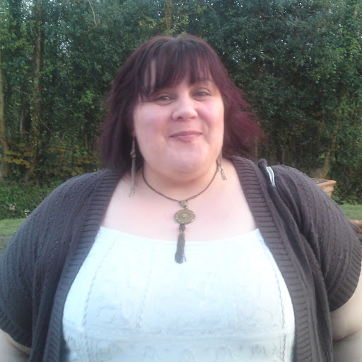 Julie Sheppard Photo 16