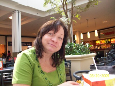 Donna Phillips Photo 18