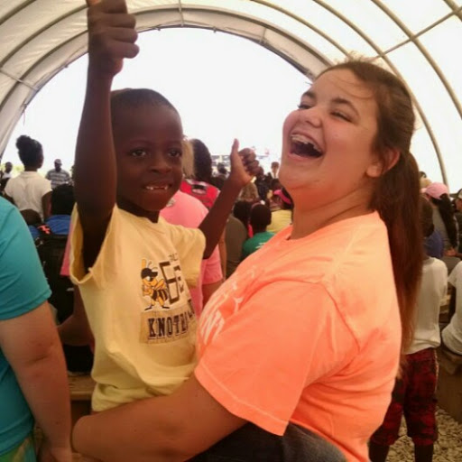 Anna Cagle Photo 22