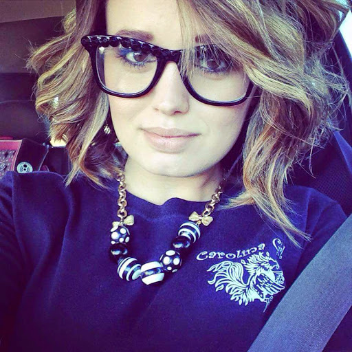 Danielle Painter Photo 11