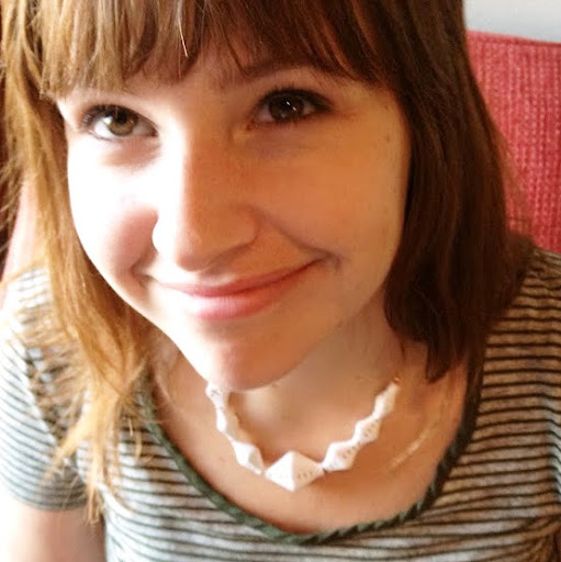 Caroline Pugh Photo 32