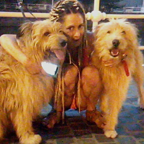 Tania Martin Photo 34