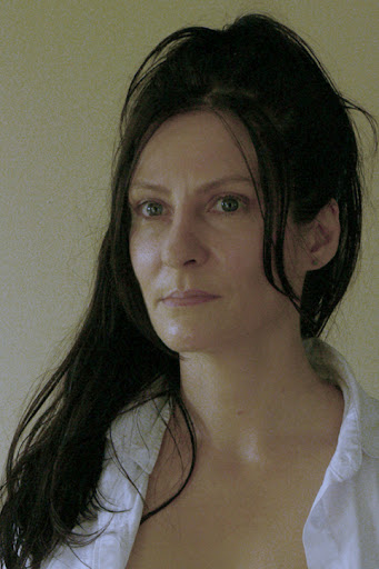 Robyn Keating Photo 12