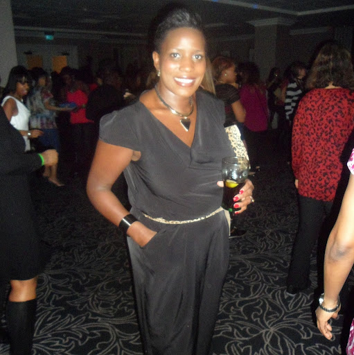 Andrea Bell Photo 33