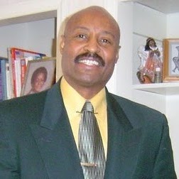Robert Mosley Photo 15