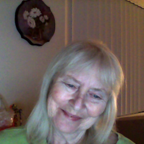 Sharon Lowe Photo 28