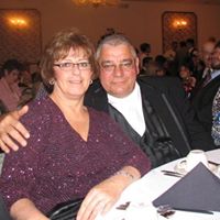 Suzanne Miller Photo 24