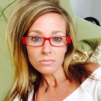 Elizabeth Arnett Photo 11