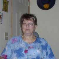 Carolyn Mohr Photo 16