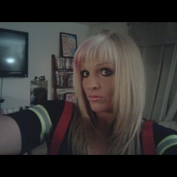 Melissa Knutson Photo 17