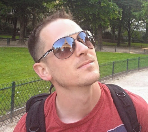 Jonathan Lane Photo 16