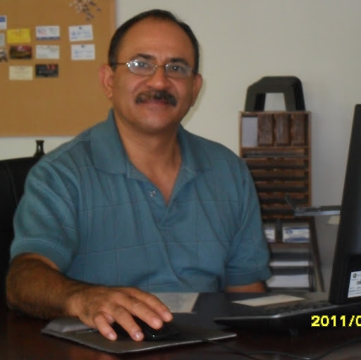 Gilbert Rodriguez Photo 39