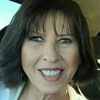 Rebecca Lujan Photo 16