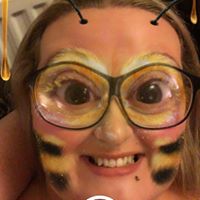 Amy Thrower Photo 8