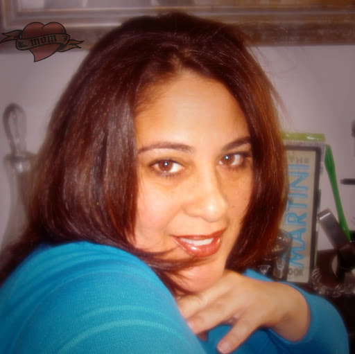 Luz Colon Photo 31