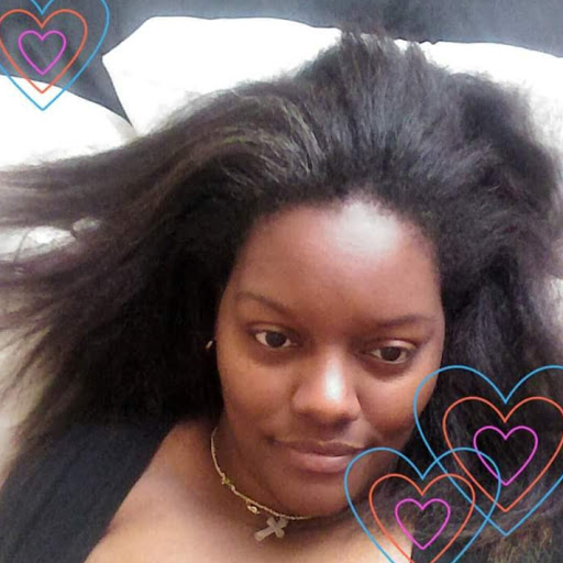 Ella Bruce Photo 10