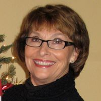 Linda Strickland Photo 17