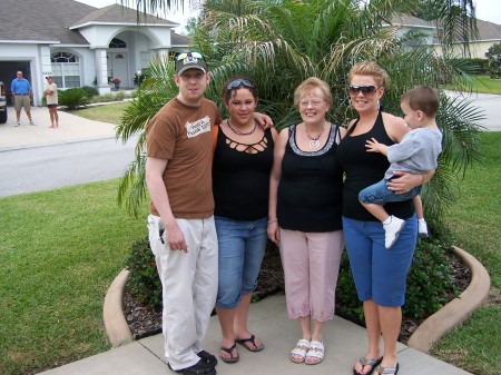 Carol Evans Photo 25