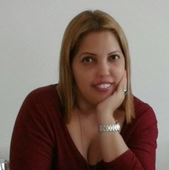 Kelly Torres Photo 13