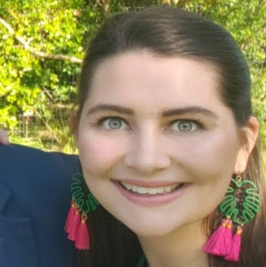 Elizabeth Ledoux Photo 18