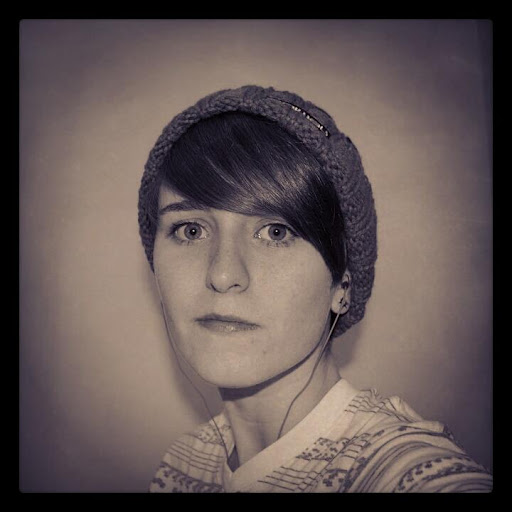Becky Simpson Photo 35
