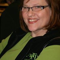 Laura Watkins Photo 44