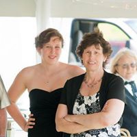 Linda Garrett Photo 12