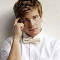 Hunter Parrish Photo 15