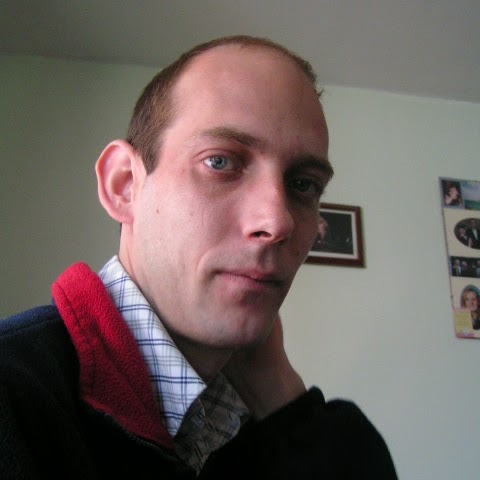 Alex Singleton Photo 36