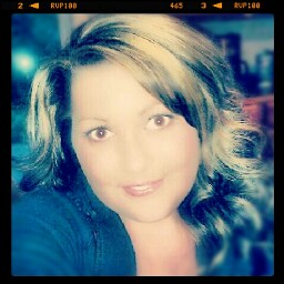 Aimee Wilkins Photo 24