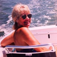 Stephanie King Photo 21