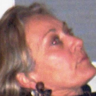 Christine Hardy Photo 13