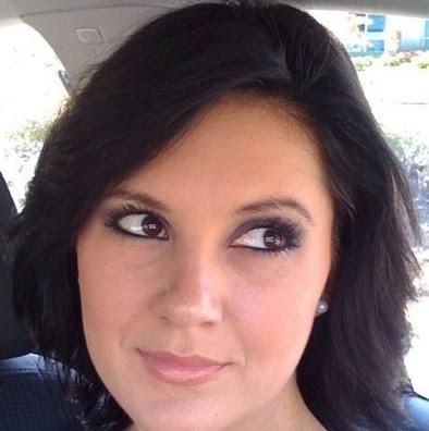 Nicole Roberson Photo 25
