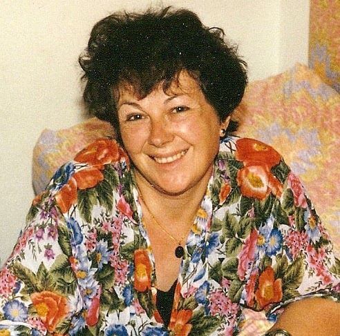 Nancy Edge Photo 30