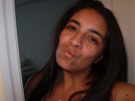 Ana Acevedo Photo 37