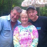 Carolyn Perry Photo 22