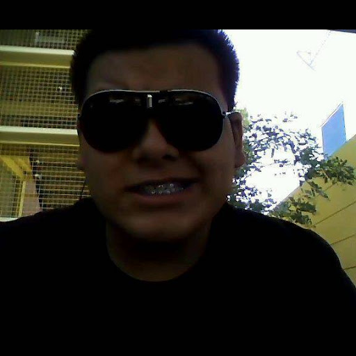 Ricardo Reyes Photo 23